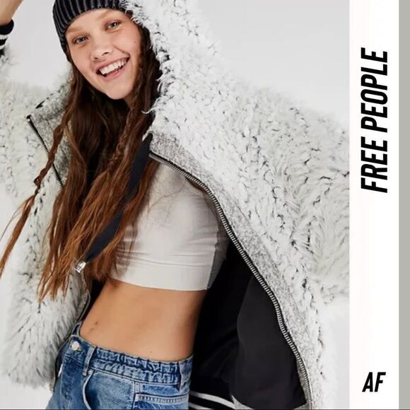 FREE
PEOPLE FLUFFY DOLMAN JACKET NEW XS/S - Picture 11 of 11